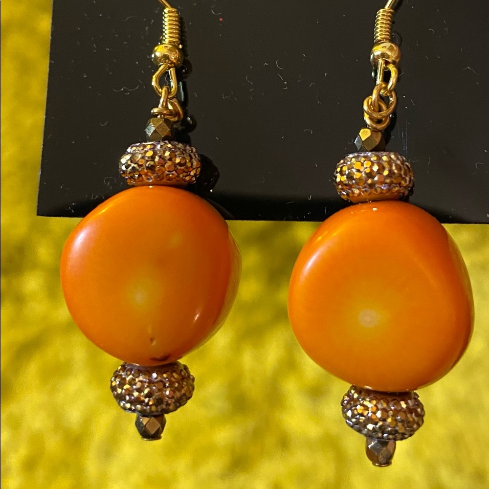 🛍Sparkly earrings